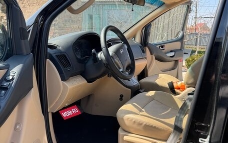 Hyundai H-1 II рестайлинг, 2018 год, 3 400 000 рублей, 4 фотография