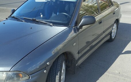 Mitsubishi Carisma I, 2003 год, 249 000 рублей, 3 фотография