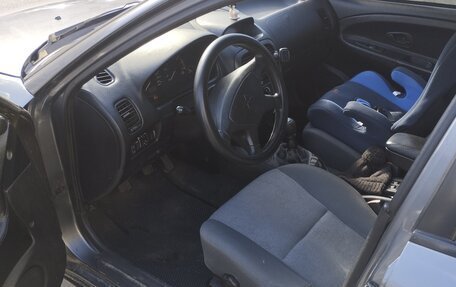 Mitsubishi Carisma I, 2003 год, 249 000 рублей, 8 фотография