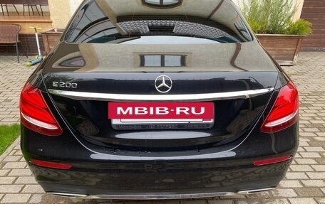 Mercedes-Benz E-Класс, 2018 год, 3 700 000 рублей, 3 фотография