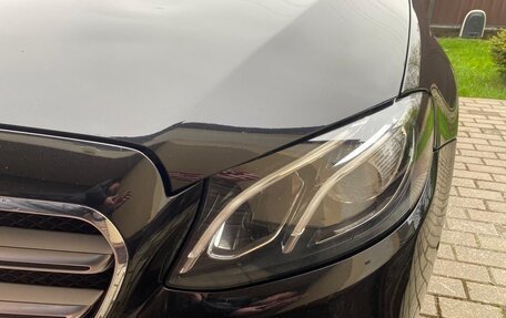 Mercedes-Benz E-Класс, 2018 год, 3 700 000 рублей, 9 фотография
