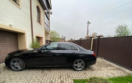 Mercedes-Benz E-Класс, 2018 год, 3 700 000 рублей, 23 фотография