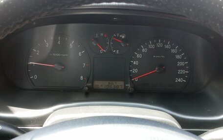 Hyundai Sonata IV рестайлинг, 2004 год, 375 000 рублей, 14 фотография