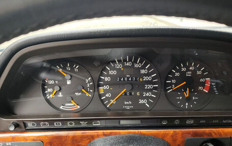 Mercedes-Benz S-Класс, 1990 год, 9 000 000 рублей, 11 фотография