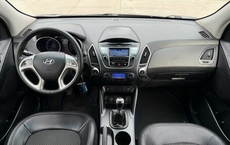 Hyundai ix35 I рестайлинг, 2012 год, 1 050 000 рублей, 19 фотография