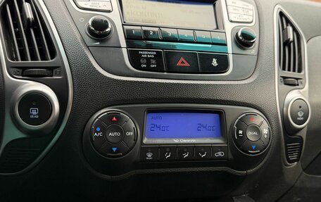 Hyundai ix35 I рестайлинг, 2012 год, 1 050 000 рублей, 28 фотография