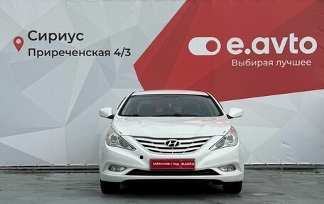Hyundai Sonata VI, 2011 год, 970 000 рублей, 2 фотография