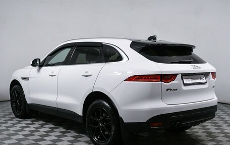Jaguar F-Pace, 2017 год, 2 850 000 рублей, 7 фотография