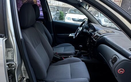 Nissan Almera, 2005 год, 390 000 рублей, 21 фотография
