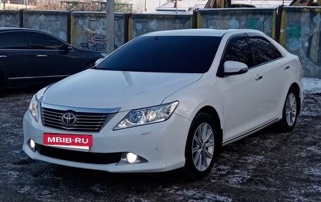Toyota Camry, 2013 год, 1 650 000 рублей, 4 фотография
