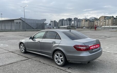 Mercedes-Benz E-Класс, 2010 год, 1 499 000 рублей, 5 фотография