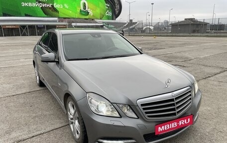 Mercedes-Benz E-Класс, 2010 год, 1 499 000 рублей, 6 фотография