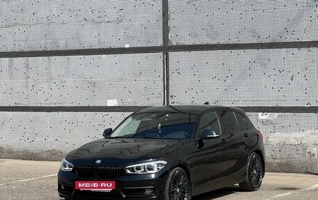 BMW 1 серия, 2018 год, 2 500 000 рублей, 2 фотография
