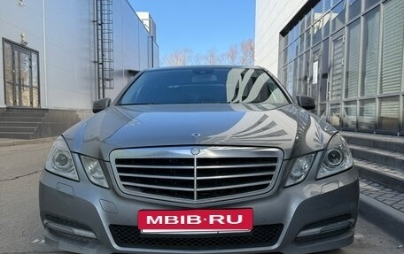 Mercedes-Benz E-Класс, 2010 год, 1 499 000 рублей, 9 фотография