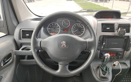 Peugeot Expert II, 2015 год, 1 500 000 рублей, 15 фотография