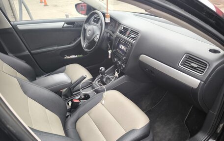Volkswagen Jetta VI, 2013 год, 780 000 рублей, 10 фотография