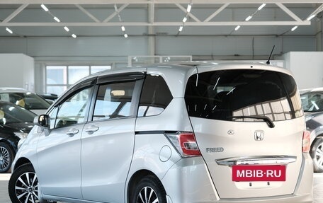 Honda Freed I, 2014 год, 1 399 000 рублей, 5 фотография