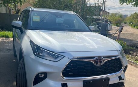 Toyota Highlander, 2025 год, 5 500 000 рублей, 1 фотография