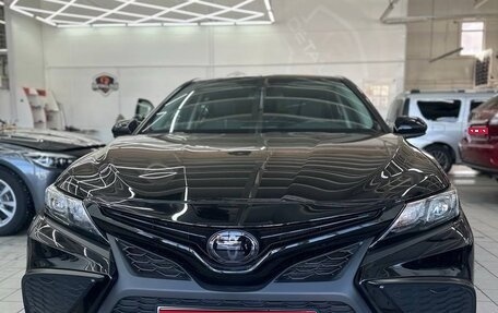 Toyota Camry, 2021 год, 3 500 000 рублей, 1 фотография