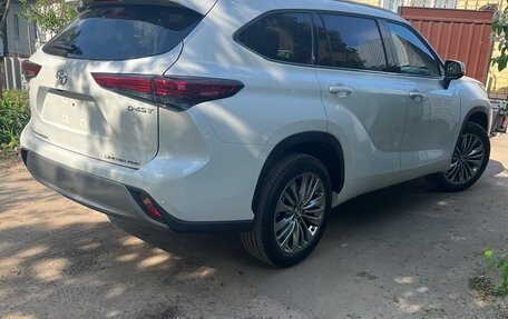 Toyota Highlander, 2025 год, 5 500 000 рублей, 4 фотография