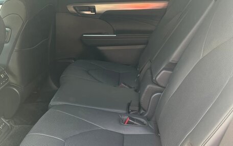 Toyota Highlander, 2025 год, 5 500 000 рублей, 8 фотография