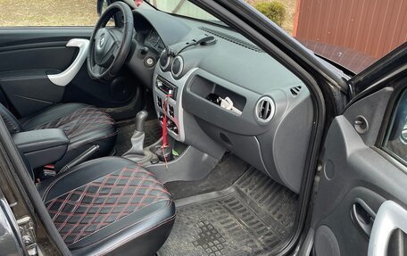 Renault Logan I, 2014 год, 620 000 рублей, 8 фотография