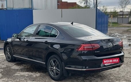 Volkswagen Passat B8 рестайлинг, 2017 год, 1 790 000 рублей, 6 фотография