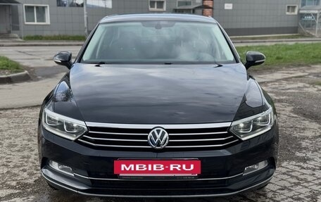 Volkswagen Passat B8 рестайлинг, 2017 год, 1 790 000 рублей, 2 фотография