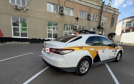 Toyota Camry, 2019 год, 1 655 000 рублей, 5 фотография