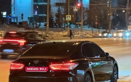 Toyota Camry, 2022 год, 4 150 000 рублей, 6 фотография