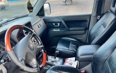 Mitsubishi Pajero III рестайлинг, 2003 год, 585 000 рублей, 5 фотография