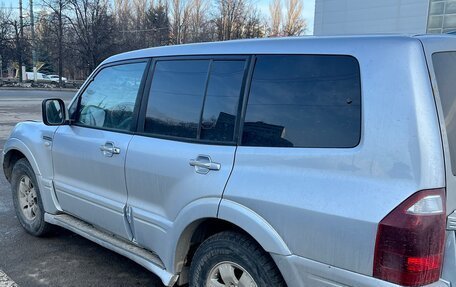 Mitsubishi Pajero III рестайлинг, 2003 год, 585 000 рублей, 3 фотография