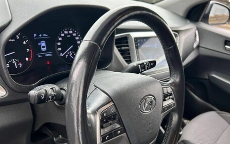 Hyundai Solaris II рестайлинг, 2019 год, 1 525 000 рублей, 10 фотография