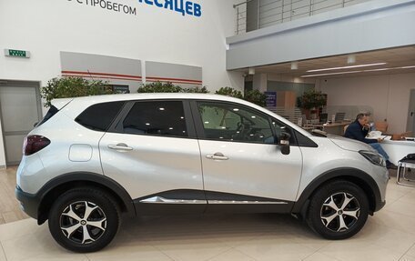 Renault Kaptur I рестайлинг, 2018 год, 1 450 000 рублей, 5 фотография