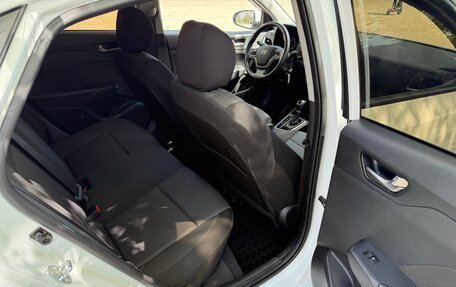 Hyundai Solaris II рестайлинг, 2018 год, 1 550 000 рублей, 15 фотография