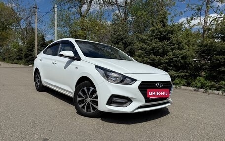 Hyundai Solaris II рестайлинг, 2018 год, 1 550 000 рублей, 3 фотография
