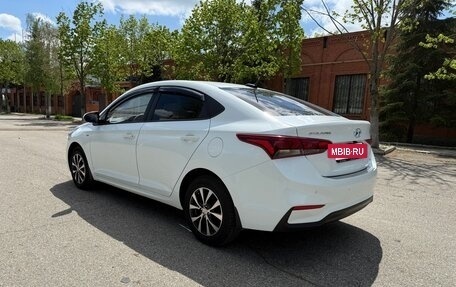 Hyundai Solaris II рестайлинг, 2018 год, 1 550 000 рублей, 6 фотография