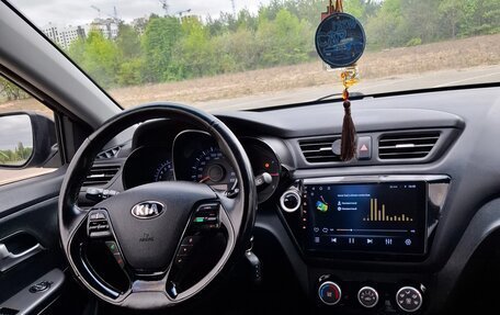 KIA Rio III рестайлинг, 2016 год, 1 200 000 рублей, 31 фотография
