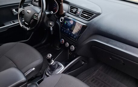 KIA Rio III рестайлинг, 2016 год, 1 200 000 рублей, 33 фотография
