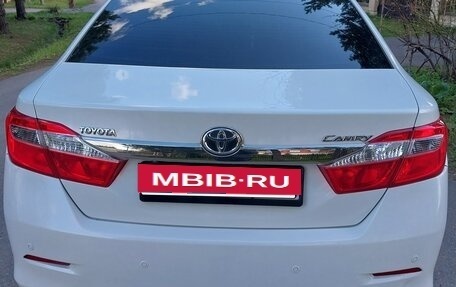Toyota Camry, 2014 год, 1 900 000 рублей, 14 фотография