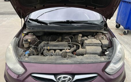 Hyundai Solaris II рестайлинг, 2012 год, 630 000 рублей, 5 фотография
