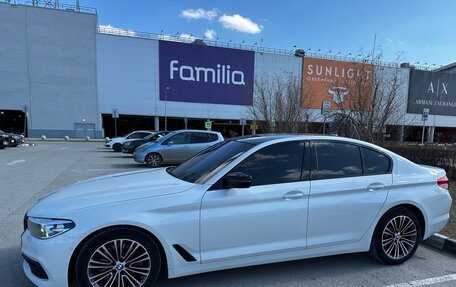 BMW 5 серия, 2018 год, 3 340 000 рублей, 10 фотография