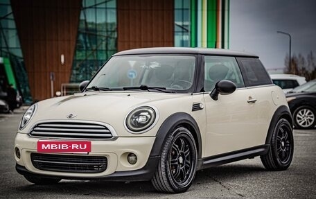 MINI Hatch, 2010 год, 939 000 рублей, 2 фотография