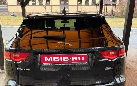 Jaguar F-Pace, 2018 год, 2 590 000 рублей, 2 фотография