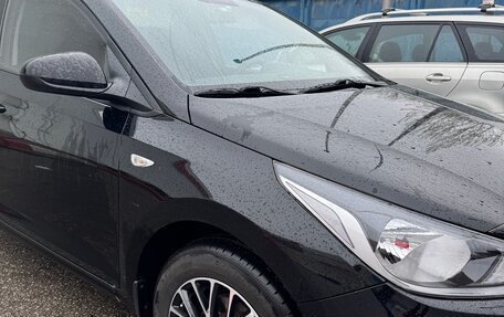 Hyundai Solaris II рестайлинг, 2018 год, 1 250 000 рублей, 4 фотография