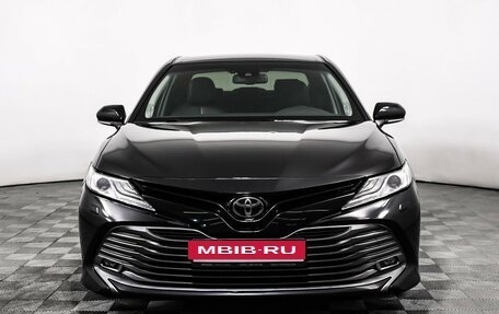 Toyota Camry, 2019 год, 2 849 000 рублей, 2 фотография