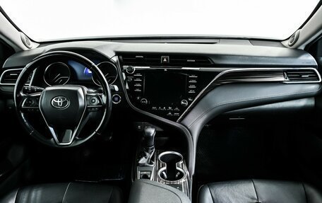 Toyota Camry, 2019 год, 2 849 000 рублей, 11 фотография