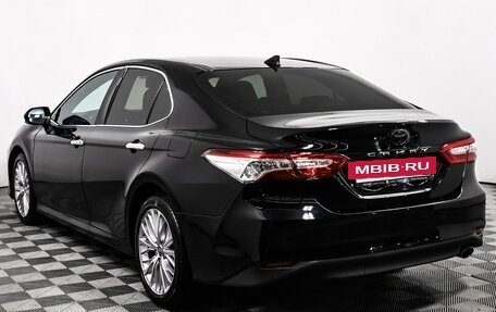 Toyota Camry, 2019 год, 2 849 000 рублей, 7 фотография