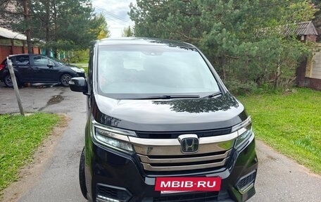Honda Stepwgn IV, 2018 год, 2 540 000 рублей, 9 фотография