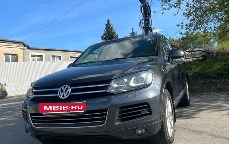Volkswagen Touareg III, 2012 год, 2 290 000 рублей, 2 фотография